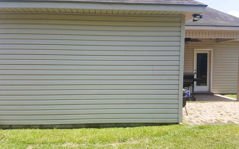 Curbside Gallery - white wooden wall house cleaning - gallery 2