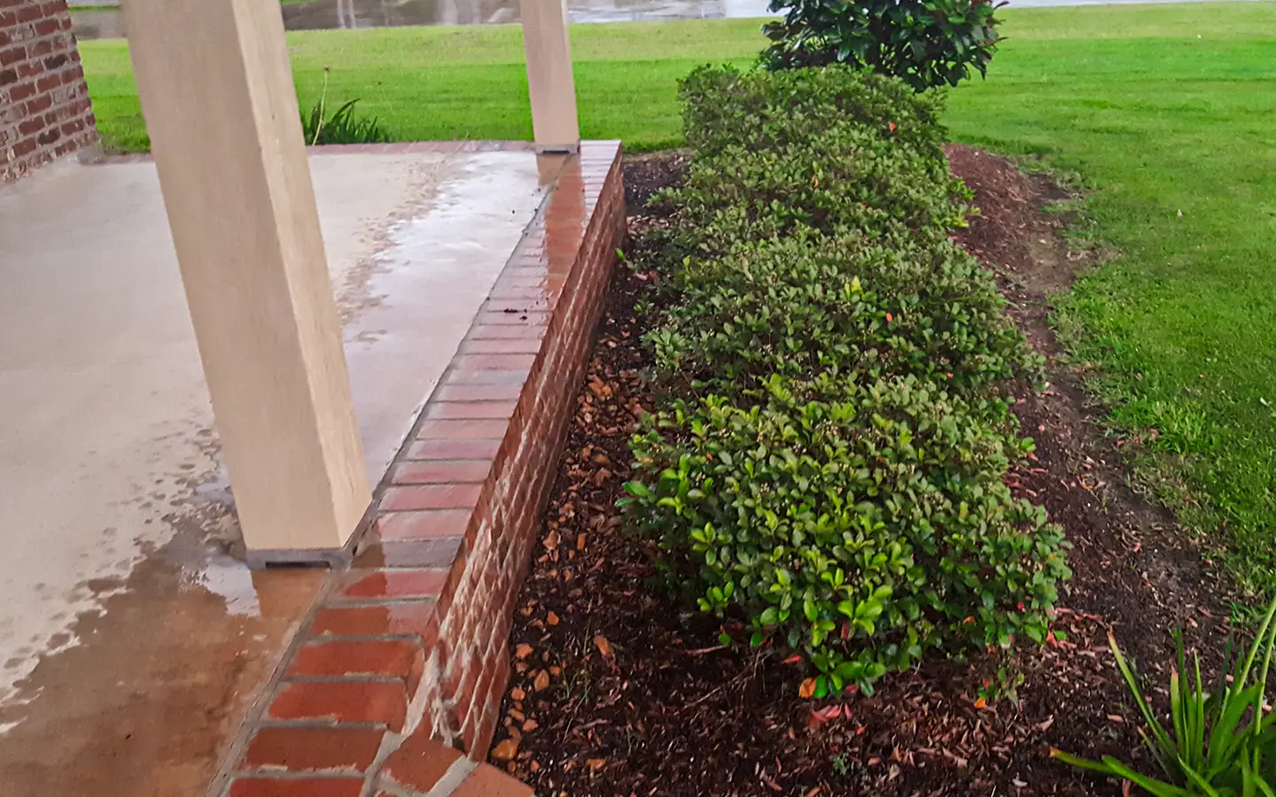 curbside - Brick Stairs Pressure- and Power-washing gallery-4